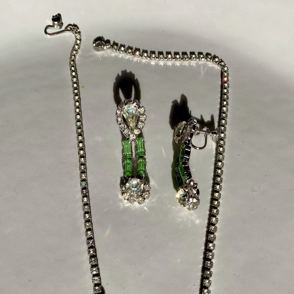 Vintage Costume Jewelry - Picture 3 of 16
